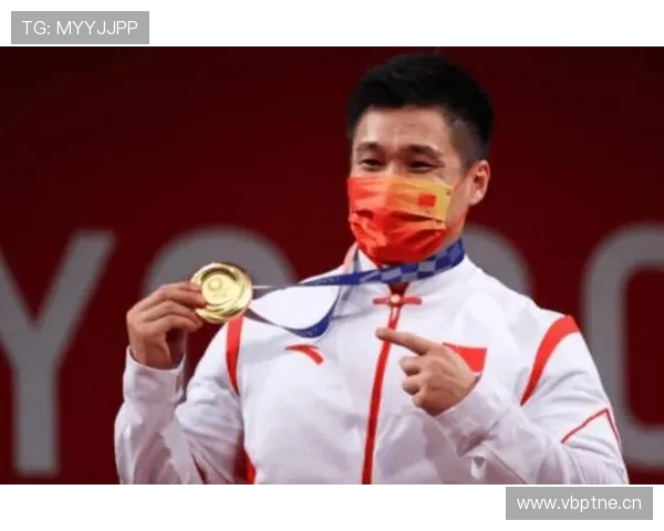 吕小军今儿真不像话，一身运动员气质被豪车包围得跟出门逛街似的！